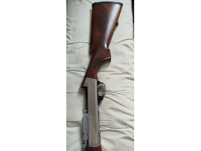 Escopeta semiautomática Benelli Raffaelo SL. Maletín choques