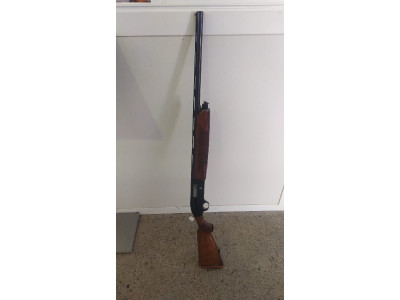 Escopeta Semiautomática Beretta 302