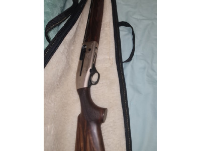 Escopeta semiautomática Beretta A400 Upland 71