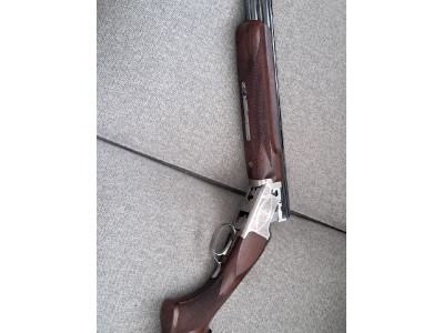 Escopeta superpuesta Miroku MK-38 TRAP.