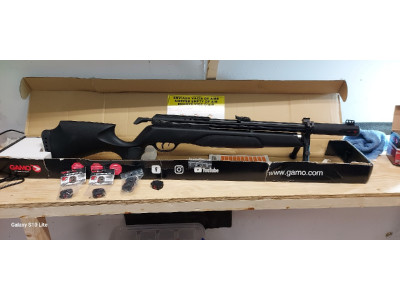 Gamo arrow 5.5 con 5 cargadores y un bipode