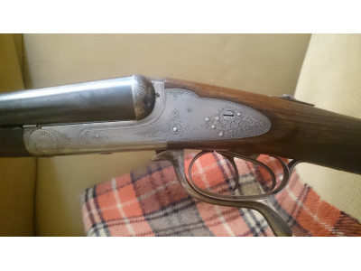 HOLLAND & HOLLAND A 12-BORE PUSH-FORWARD UNDERLEVER SIDELOCK