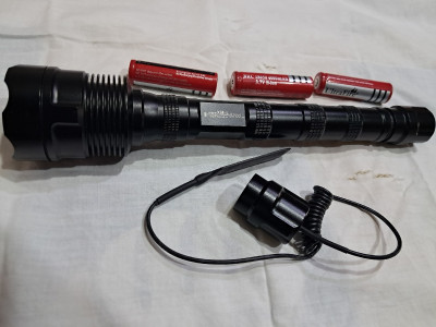 Linterna CREE XM-L 3.800 LM.