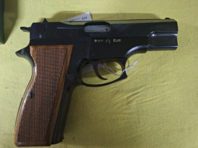 luger semiautomática polizei 380