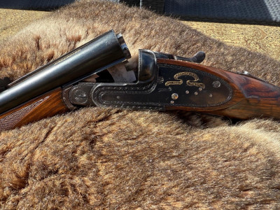 Magnífico rifle yuxtapuesto de Víctor Sarasqueta calibre 375