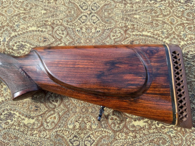 Magnífico rifle yuxtapuesto de Víctor Sarasqueta calibre 375