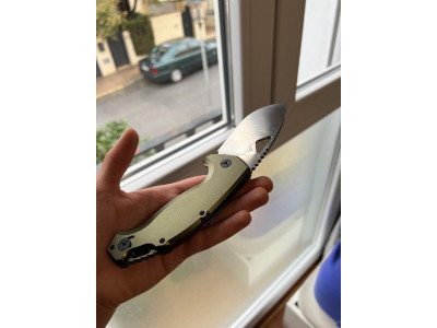 Navaja Fox Knives sin abrir