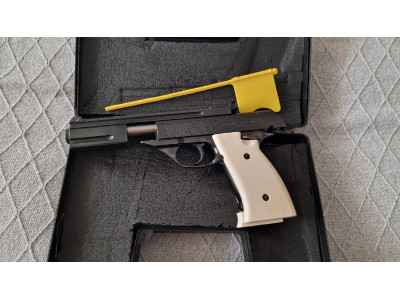 Pistola Astra TS22
