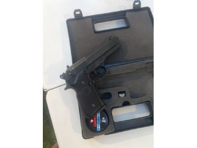 Pistola balines beretta