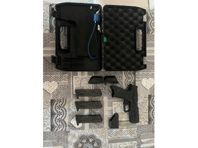 Pistola Beretta APX A1