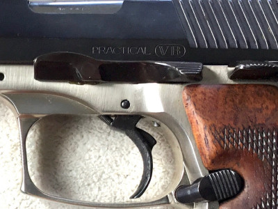 Pistola Bernadelli VB Practical