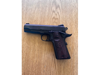 Pistola Colt 1911 45 ACP