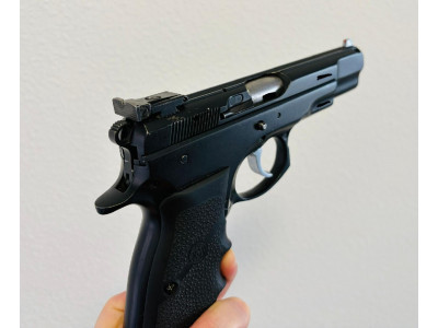 Pistola CZ 75 B de 9 mm
