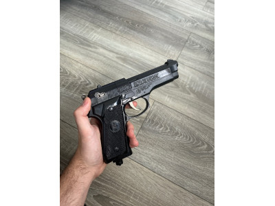 Pistola de Aire Comprimido Daisy PowerLine 500 Raven - Cal .