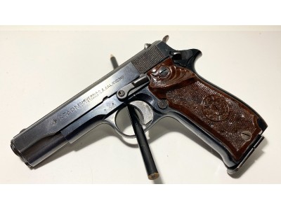 PISTOLA de la marca STAR, modelo 9MM CORTO