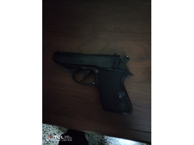 Pistola detonadora .