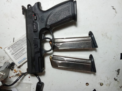 Pistola FNP -9 calibre 9 paralellum
