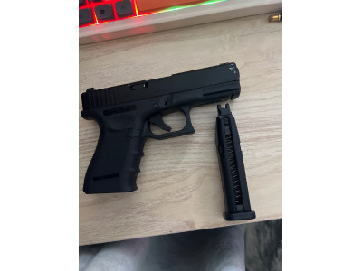 Pistola Glock 19 gass