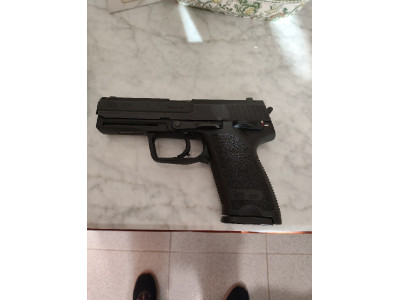 Pistola HK modelo USP  9mm x 19
