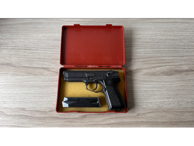 Pistola Llama M82 9mm PB