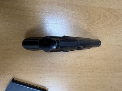 Pistola marca Astra 3000