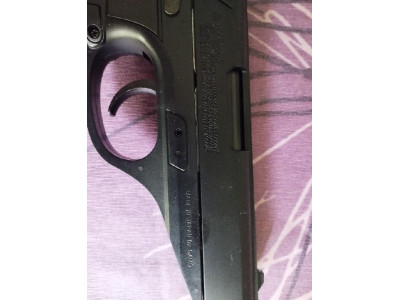 Pistola p-25 BLOWBACK