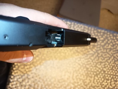 PISTOLA SEMIAUTOMÁTICA 9MM HK USP STANDARD