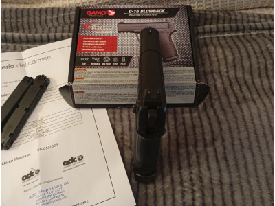 Pistola semiautomática Gamo C15