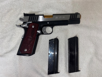 Pistola SPS Falcon 9x19