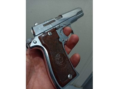 Pistola star 9 mm corto