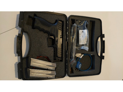 PISTOLA Stoeger str9