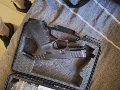 Pistola storger 9mm parabelum
