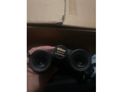 Prismático NIKON 8x42