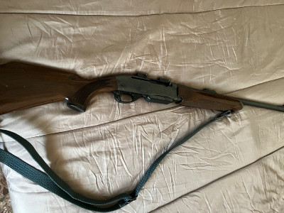 Remington 7400 Semiautomático con Tasco Titan 1.5-6x42