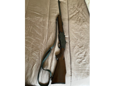 Remington 7400 Semiautomático con Tasco Titan 1.5-6x42