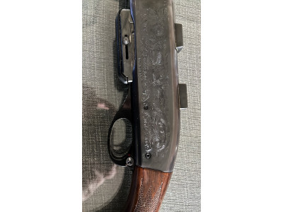 Remington 7400 Semiautomático con Tasco Titan 1.5-6x42