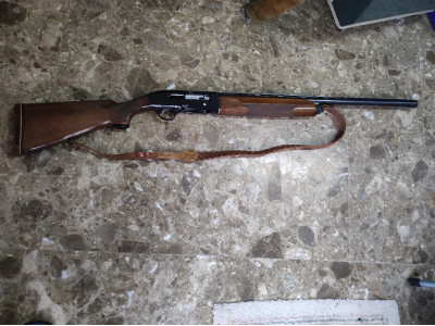 Repetidora Beretta con correa y funda,con muy pocos tiros
