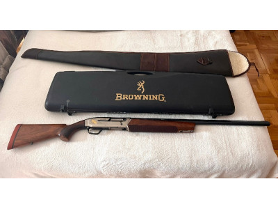 Escopeta Repetidora Browning Maxus Premium