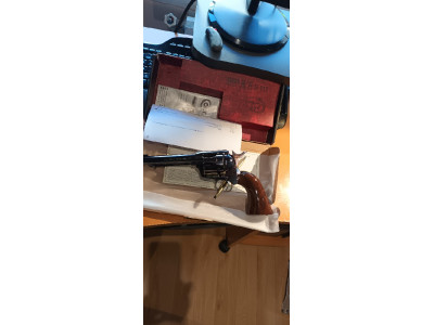 Revólver Colt Peacemaker CO2 Umarex