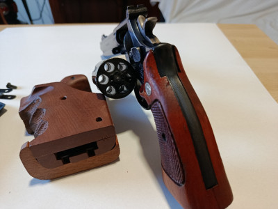 Revólver Smith & Wesson 686