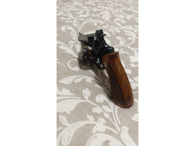 Revolver Astra Cadix