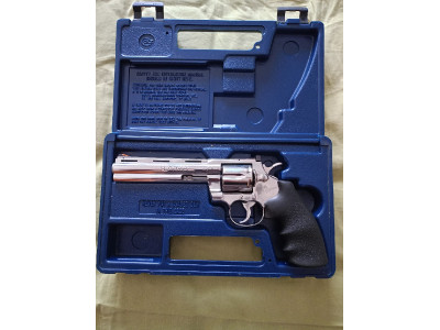 Revolver Colt Phyton
