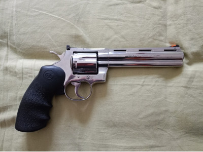 Revolver Colt Phyton