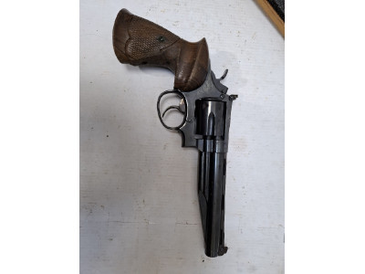 Revólver Ruby .38 Especial