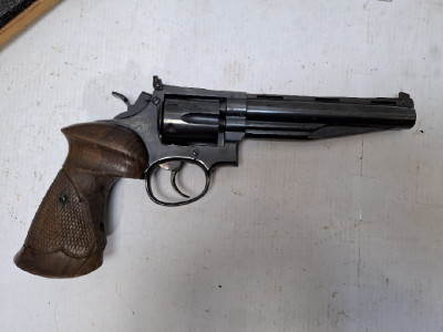 Revólver Ruby .38 Especial