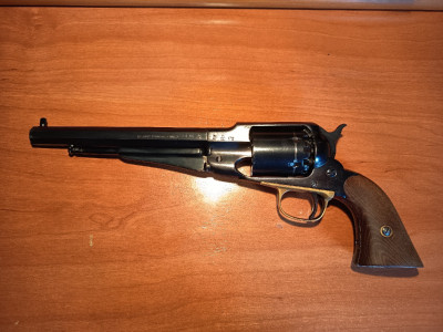 Revolver Santa Barbara Réplica Remington New Model 1858