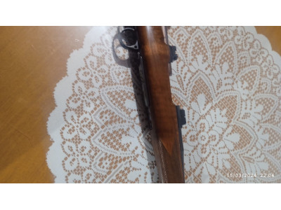 Rifle 300 de cerrojo.