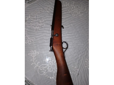 Rifle antiguo 6 mm, marca Tauler