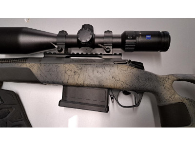 rifle bergara b14 wilderness thumbhole carbon 300wm