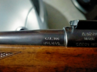 Rifle de cerrojo calibre 300